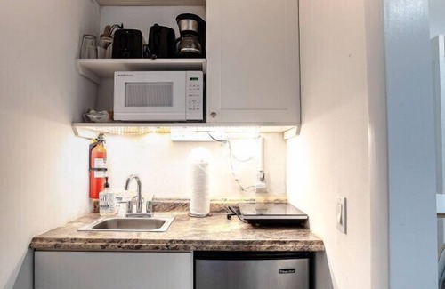 Hendricks and Venice Isles Wohnung | B efficiency Off Las Olas on the water free kayaks