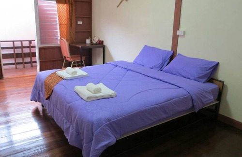 Ayutthaya Haus | Baan Khun Ya Ayutthaya