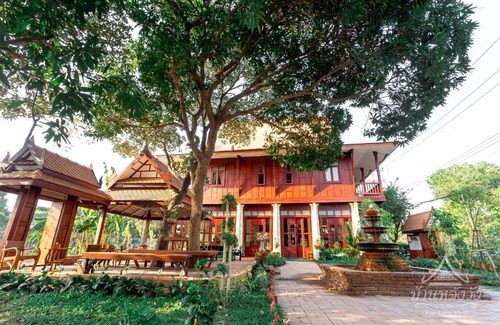 Phitsanulok Haus | บ้านหลังวัง Baan Lhang Wangh