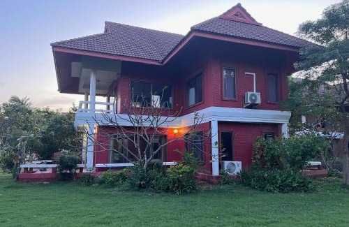Laem Phak Bia Haus | Baan Plumeria บ้านภูมิเรีย