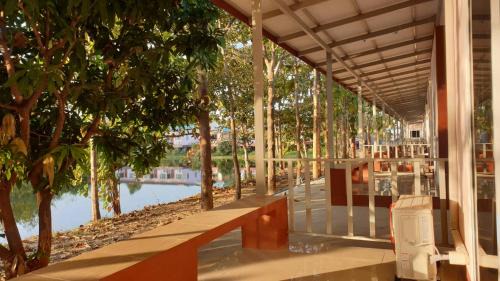 Nongbua Lamphu Haus | Baan Suan Chiva Saran