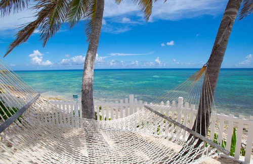 North Side Haus | Babylon Reef - North Side Villa with Private Pool & Backyard Snorkeling