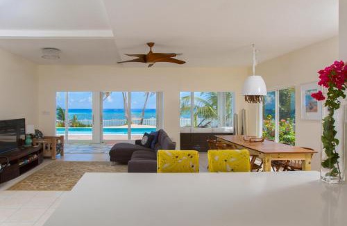 North Side Haus | Babylon Reef - North Side Villa with Private Pool & Backyard Snorkeling