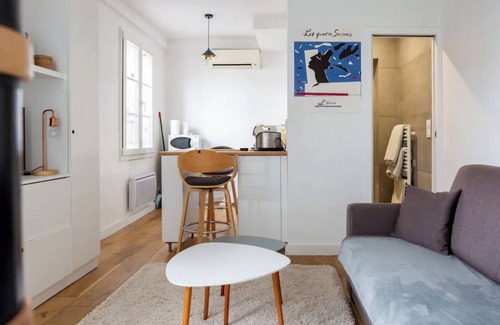 Saint-Thomas-d'Aquin Wohnung | Bac Grenelle Très Mignon Duplex Situé Dans un des Plus Beaux Quartiers de Paris