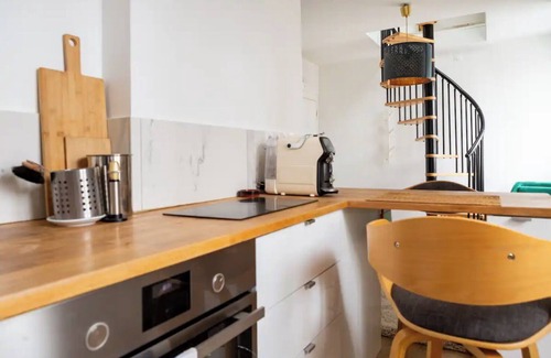 Saint-Thomas-d'Aquin Wohnung | Bac Grenelle Très Mignon Duplex Situé Dans un des Plus Beaux Quartiers de Paris
