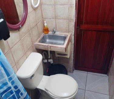 Puerto Jimenez Haus | Backpackers Corcovado Tours