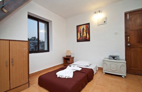 Saunta Vaddo Wohnung | Baga Beach Studio Apt near famous Tito's Club