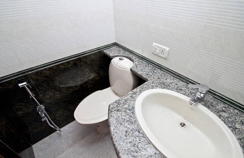 Saunta Vaddo Wohnung | Baga Beach Studio Apt near famous Tito's Club