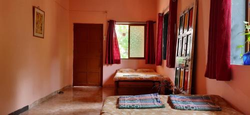 Akshi Haus | Bageecha B&B- Vaayu