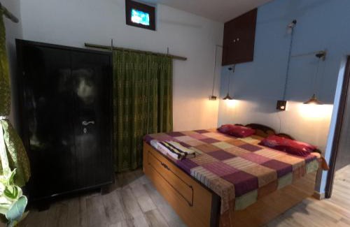 Dehradun Haus | Bagicha farmstay - Near Jolly Grant Airport