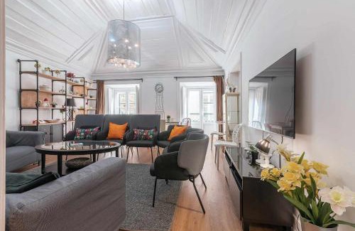 Encarnacao Wohnung | Bairro Alto Palace Special for Groups up to 24 guests