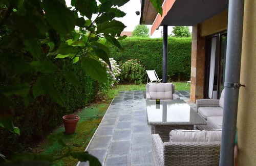 Colombres Wohnung | Bajo CON Jardín EN Urbanización CON Piscina