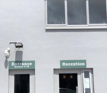 Papatoetoe Hotel | Bakers Lodge