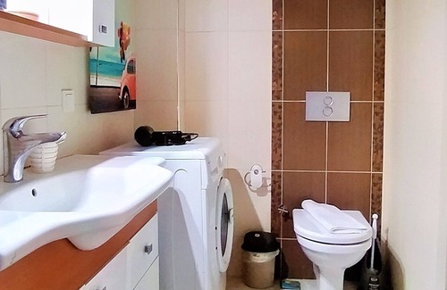 Liman Mahallesi Wohnung | Balcony and Pool Flat Near Beach in Antalya