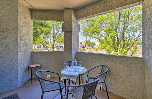 North Scottsdale Wohnung | Balcony Resort-Style Scottsdale Condo!