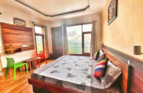 Shimla Wohnung | Baldeyan Breeze 2BHK Family Apartments with Balcony View