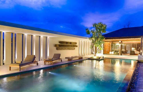 Kutuh Villa | Bali Villa 1082: Cliffside Luxury with Ocean Views