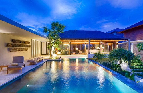 Kutuh Villa | Bali Villa 1082: Cliffside Luxury with Ocean Views