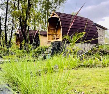 Toya Bungkah Kabine | Bamboo Austin Mountbatur