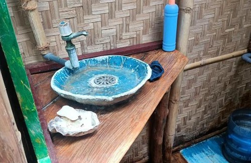 Sumbawa Barat Haus | Bamboo Hut Alpha Hotel