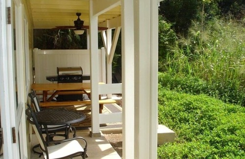 Pauwela Wohnung | Bamboo Valley Inn 2BR / 1BA Erlaubte