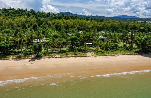 Mission Beach Villa | Banfield 3