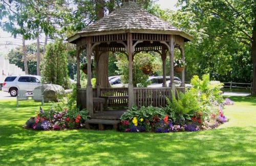 Bar Harbor Hotel | Bar Harbor Inn and Spa