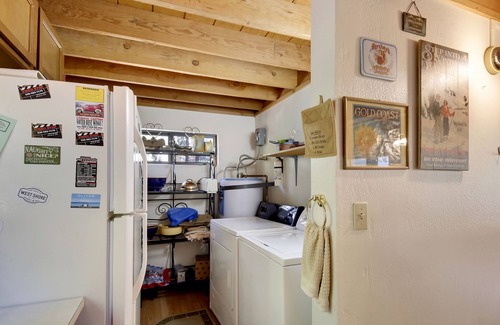 Talmont Kabine | Barking Pine Cabin - private BEACH access, sunny location