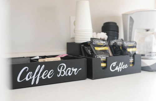 North Garden Haus | Barn Suite, Mountain Views & Hot tub, Pets OK!