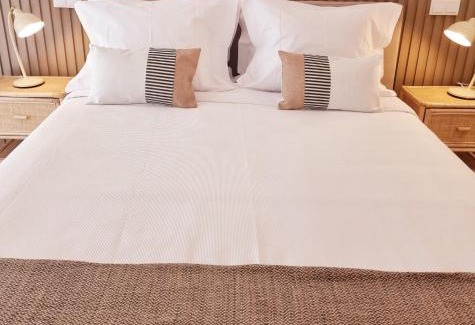 Barra Wohnung | Barra B Suite Apartment - 4min walk from BEACH, Terrace