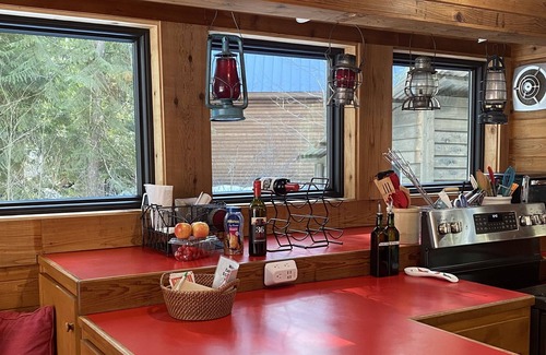 Skykomish Kabine | Barrel House on Skykomish River