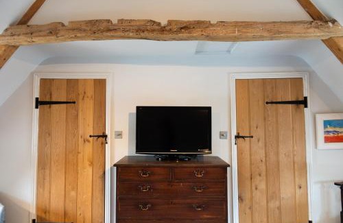 Holworth Bed & Breakfast | Barton Cottage Bed and Breakfast