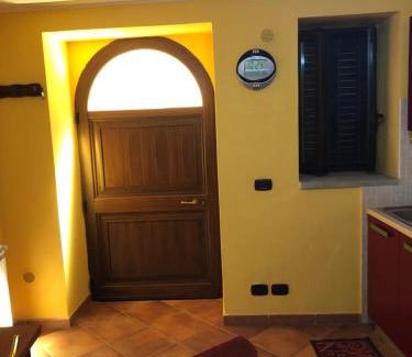 Basico Haus | Basicò un balcone sul mare - Casa SALITA FOTI -Case vacanza Sicilia&Toscana-