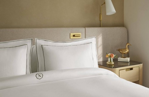 Back Bay East Hotel | Bask in Modern Style Comfort! Park View, Pet-friendly Property near Inman Square