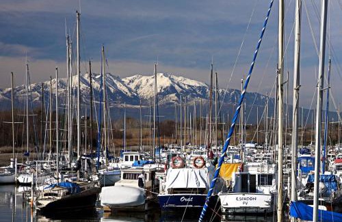 Sainte-Marie-la-Mer Bootsverleih | BATEAU STANDING A QUAI tout confort