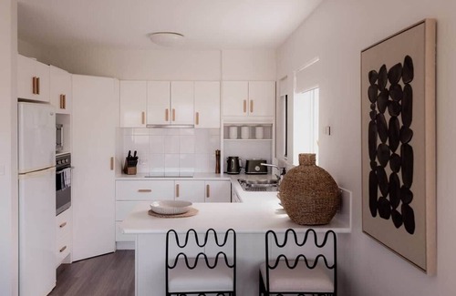 Battery Point Resort | Battery Point Apartment with River Views