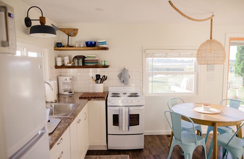 Hillsdale Hütte | Baw Beese Lake cottage! Close to downtown and Hillsdale College!