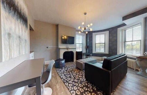 Bay Village Wohnung | Bay Village, Walk Everywhere Sleeps 3