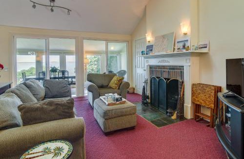 Plymouth Haus | Bayfront Plymouth Gem with Sunroom, Steps to Shore!