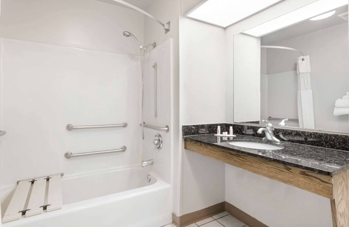 Duncan Hotel | Baymont by Wyndham Duncan/Spartanburg