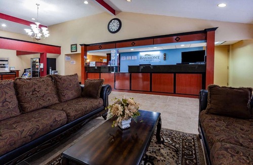 Perrysburg Hotel | Baymont by Wyndham Perrysburg-Toledo