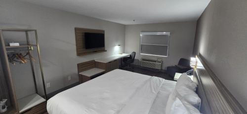 San Marcos Hotel | Baymont Inn & Suites San Marcos