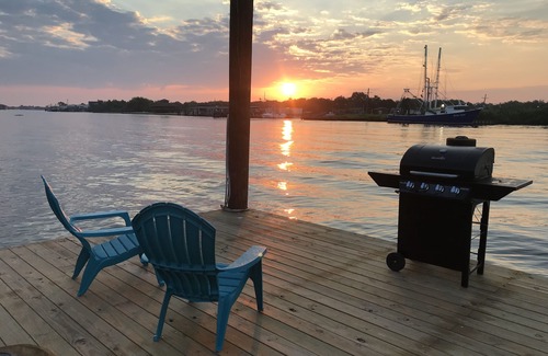 Barataria Haus | Bayou Life Experience auf Louisiana Bayou. Nur 25 Meilen bis zum French Quarter.