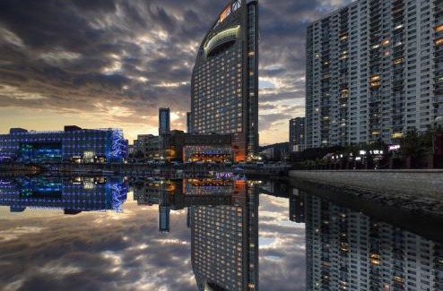 Xinghai Commercial Area Hotel | Bayshore Hotel Dalian