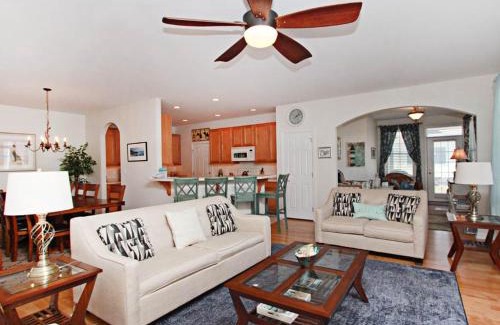 Bayside Village Haus | Bayside Resort - 11134 Signature