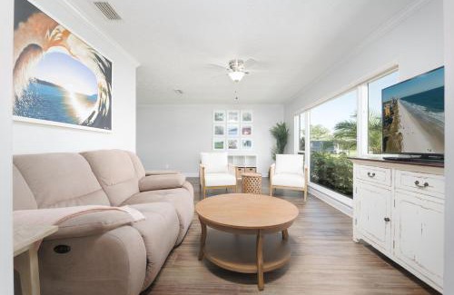 Neptune Beach Haus | Be A Nomad Welcome to Your Neptune Beach Retreat