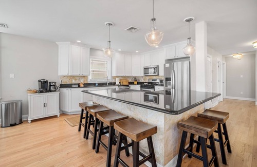 Southend Haus | Strandblock, offener Grundriss, ideal für große Familien, große Terrassen! Makellos !!!