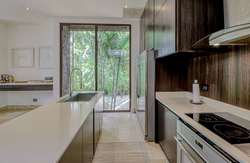 Junquillal Haus | Beach Estate W/ daily HK, Private Beach Access, Beach Club, & Elevator
