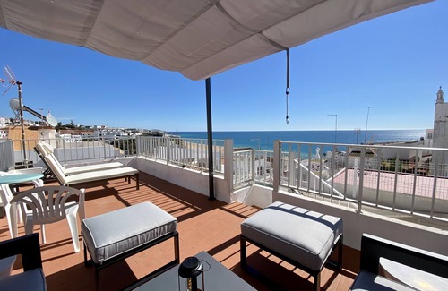 Albufeira Old Town Wohnung | Beach Flat w/ Terrace 3 Beds Entire Apartment