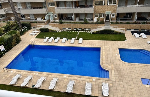 Mozelos Wohnung | Strandapartment in geschlossener Privatwohnung (mit 2 Swimmingpools)